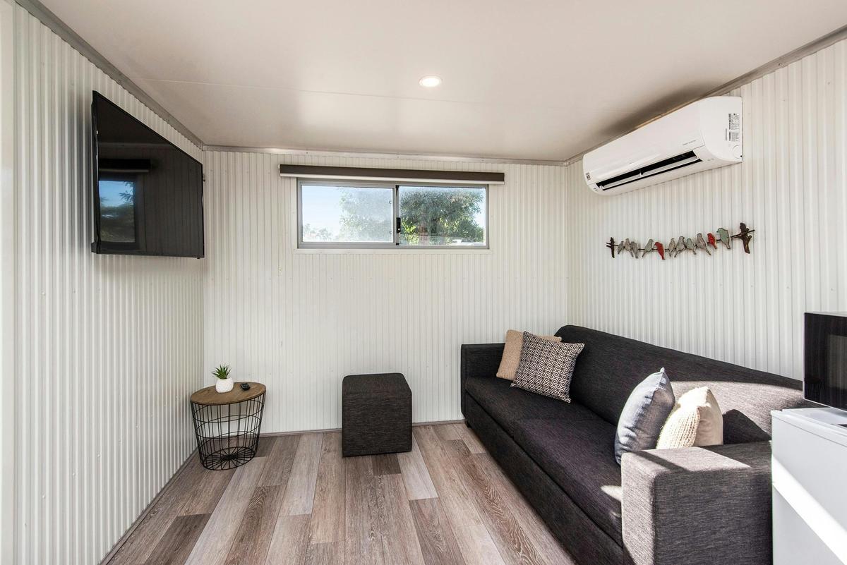 Superior Pet-Friendly Studio Cabin