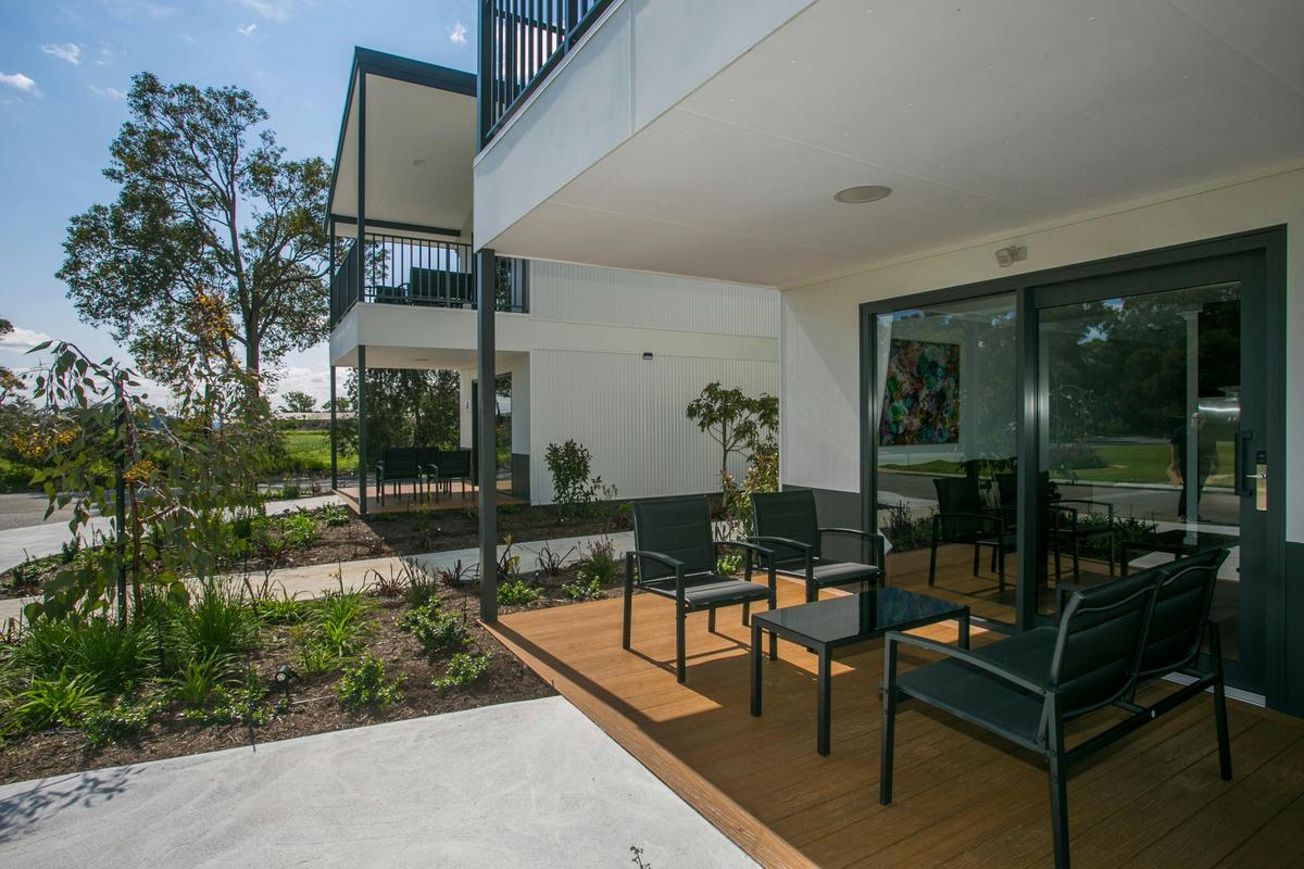 Family Chalet 5 Pet Friendly - Wheelchair Accessible