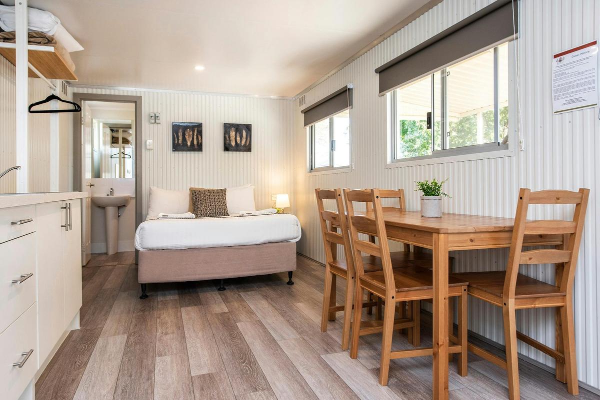 Superior Pet-Friendly Studio Cabin