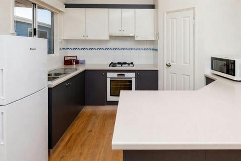 2 Bedroom Holiday Home