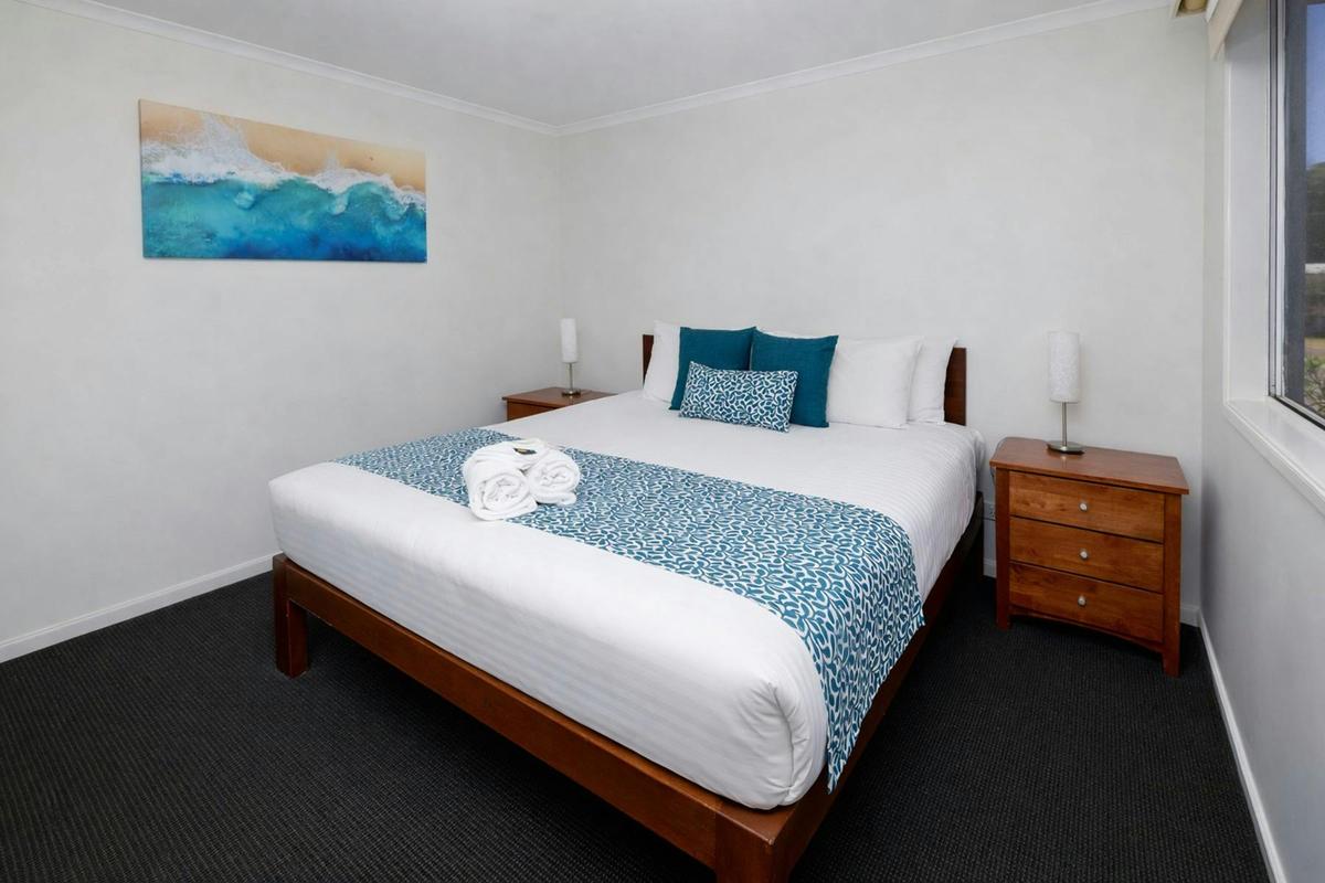2 Bedroom Holiday Home