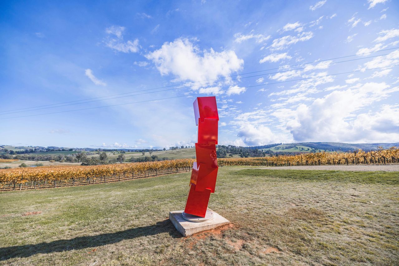 'Thinking Red' sculpture by Japanese artist Haruyuki Uchida, located at Courabyra Wines
