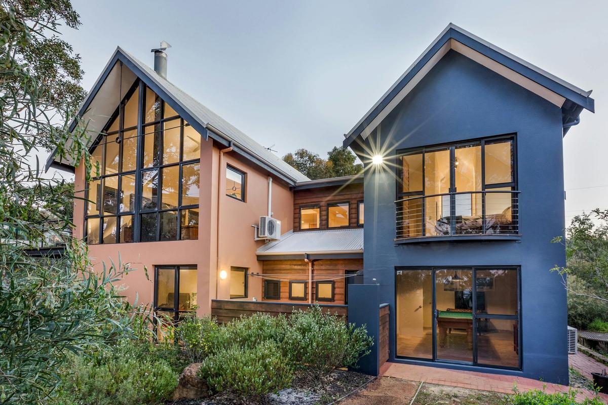 Exterior Blue Pearl