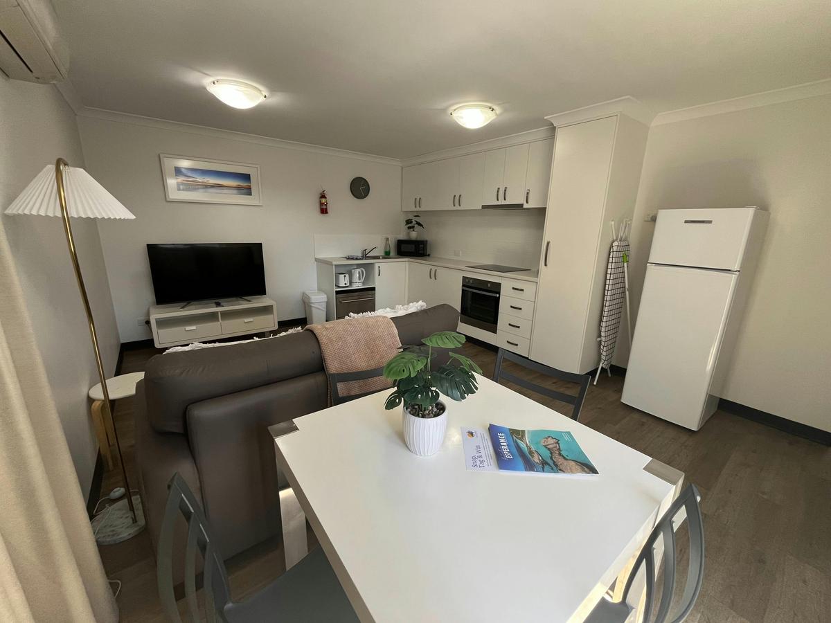 Superior King Apartment - Adult Guests Only