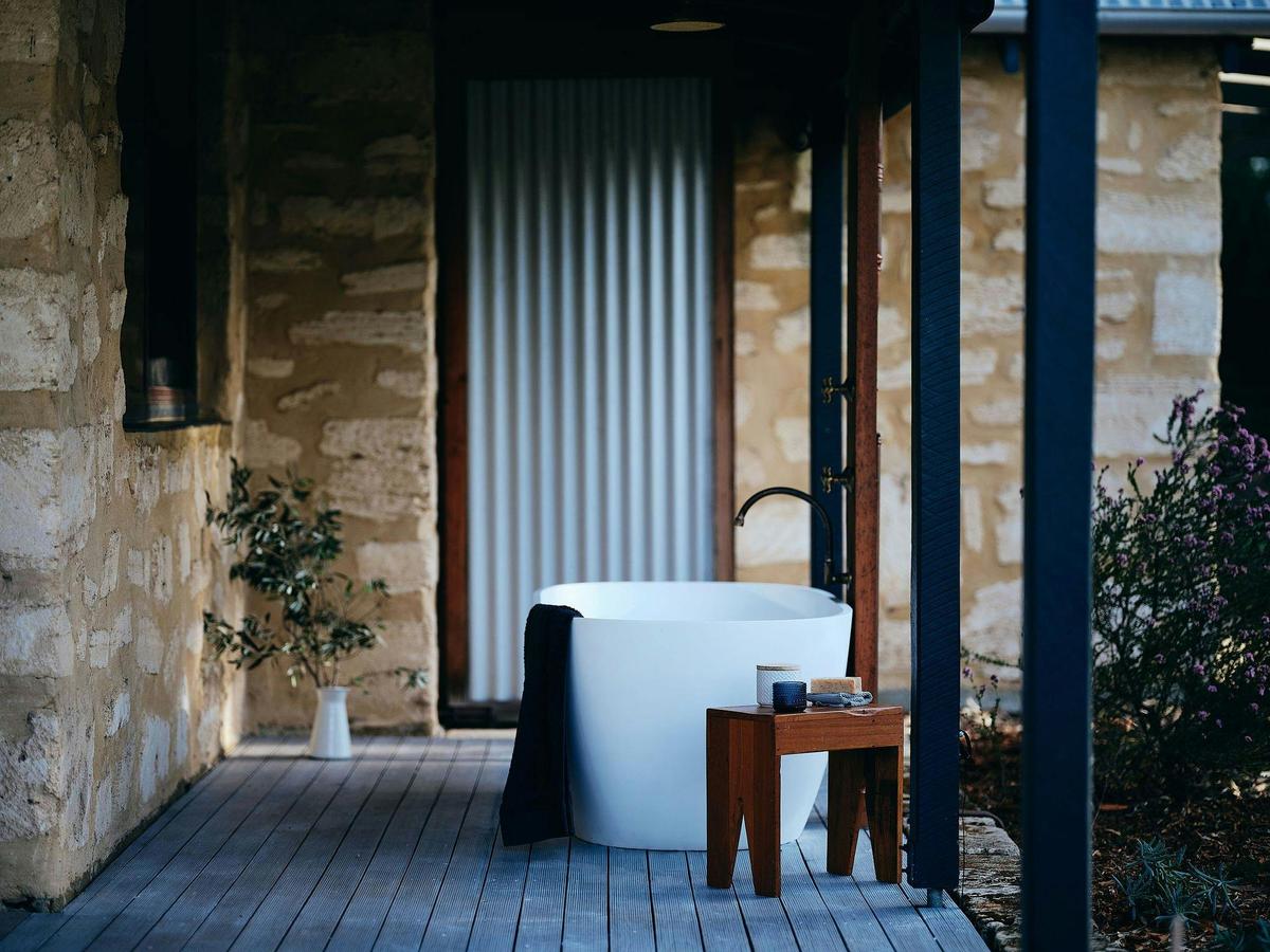 Outdoor Bath