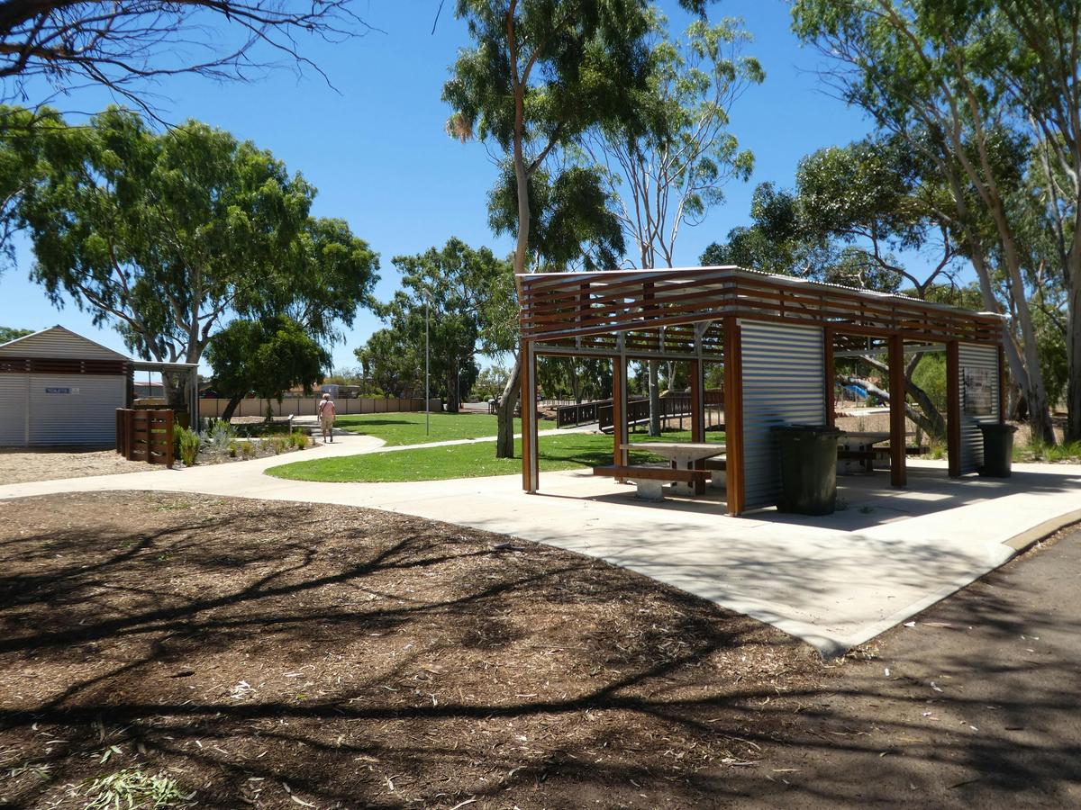 Corrigin Rotary Park - BBQ Area and Toilet Facilities - Park area via Kunjin Street