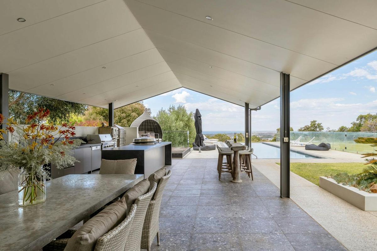 Outdoor space at Dunsborough Vista