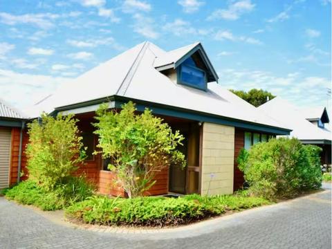 Cowrie Chalet