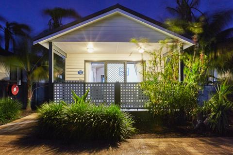 Deluxe 2 Bedroom Spa Villa - Sleeps 6
