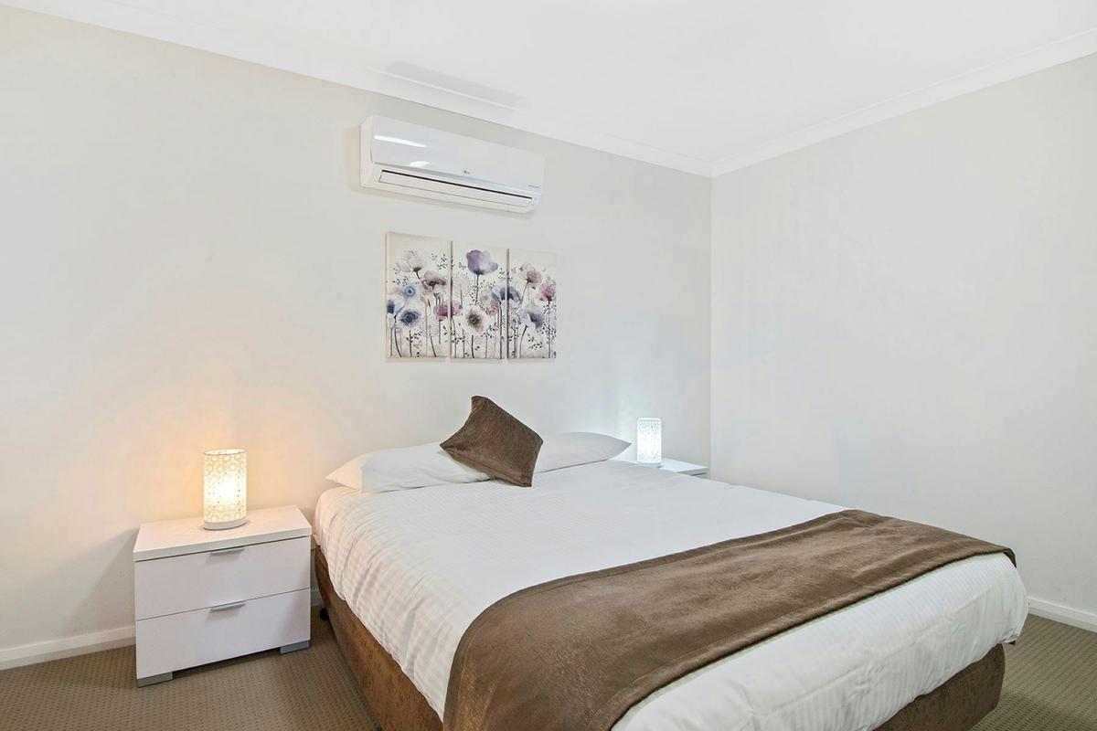 Superior 1 Bedroom Cabin - Sleeps 2