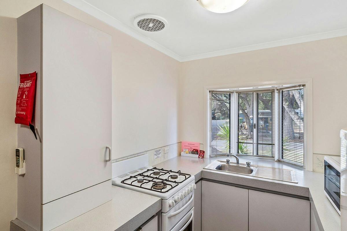 Standard 2 Bedroom Cabin - Sleeps 4