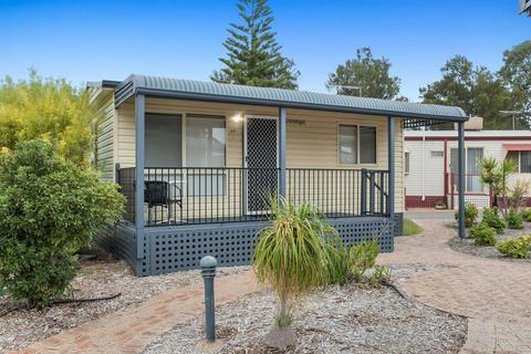 Standard 1 Bedroom Cabin - Sleeps 2