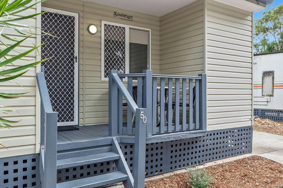 Standard 2 Bedroom Cabin - Sleeps 4