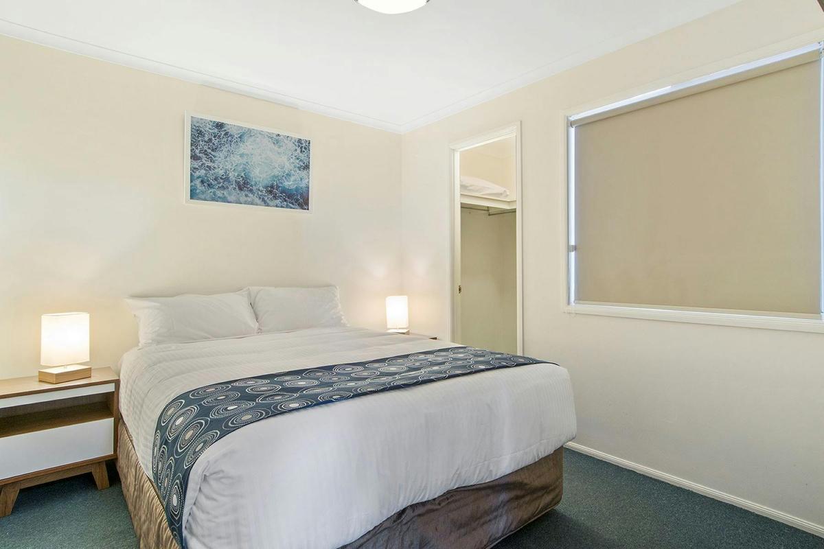 Standard 2 Bedroom Cabin - Sleeps 4