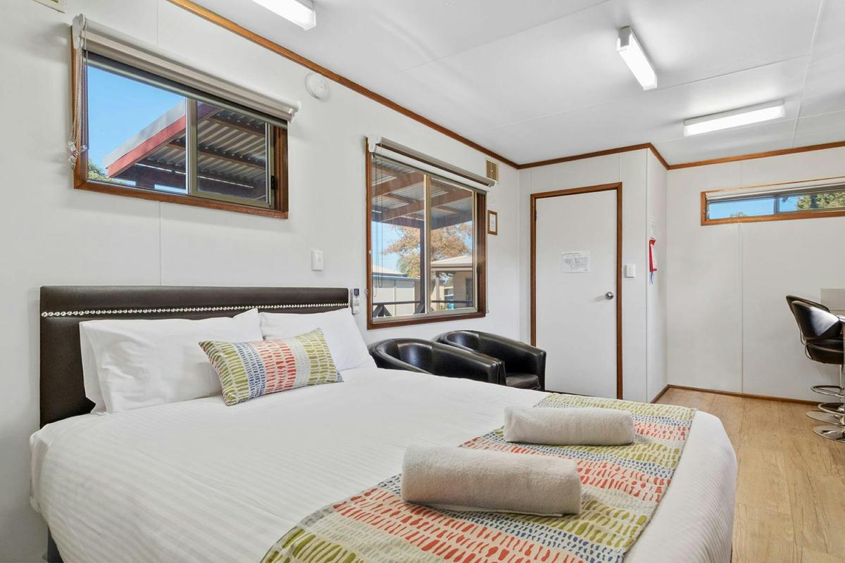 Standard Studio Cabin