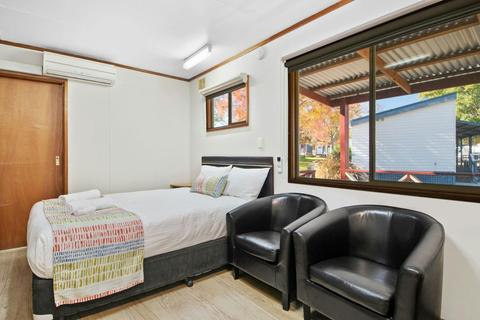 Standard Studio Cabin - Pet Friendly