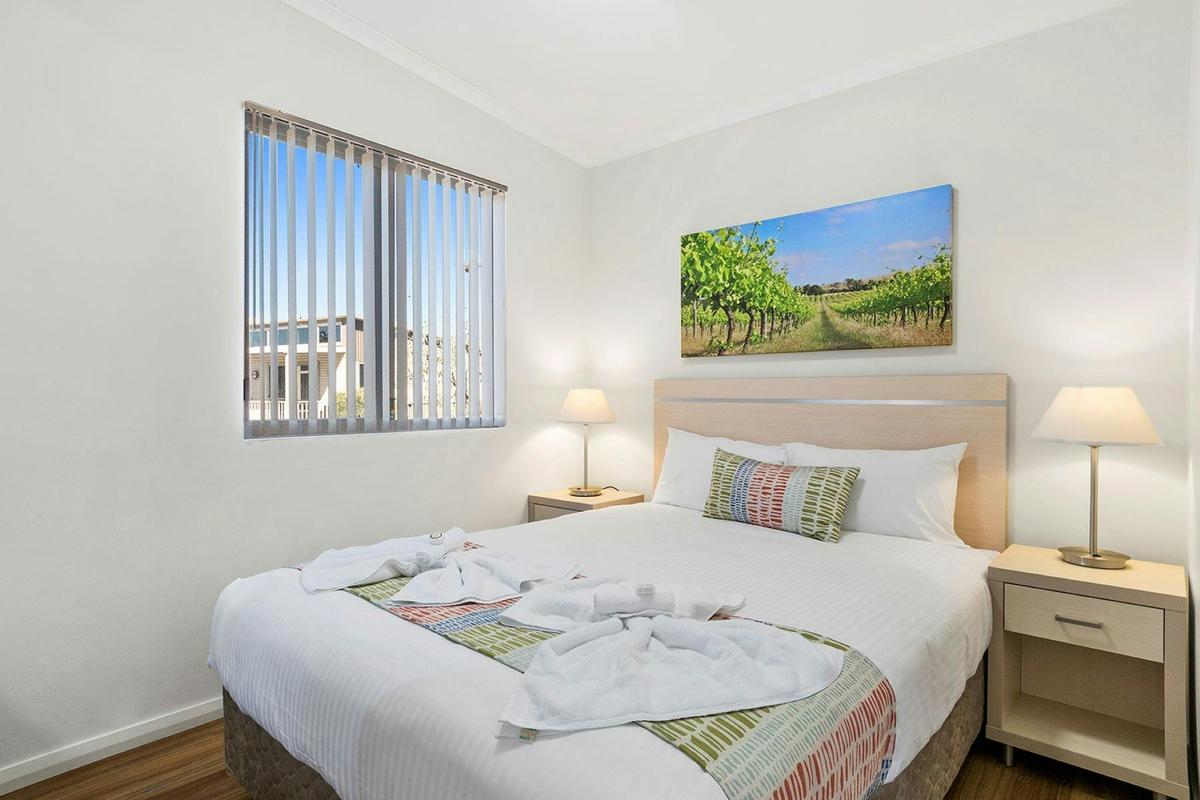 Deluxe 2 Bedroom Cabin - Pet Friendly