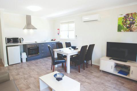 Superior 3 Bedroom Cabin