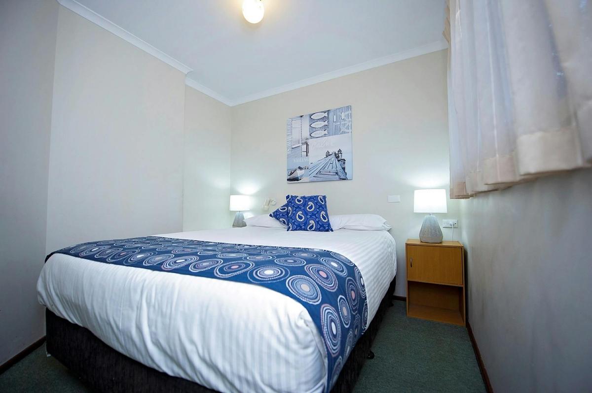 Standard One Bedroom Cabin - Pet Friendly