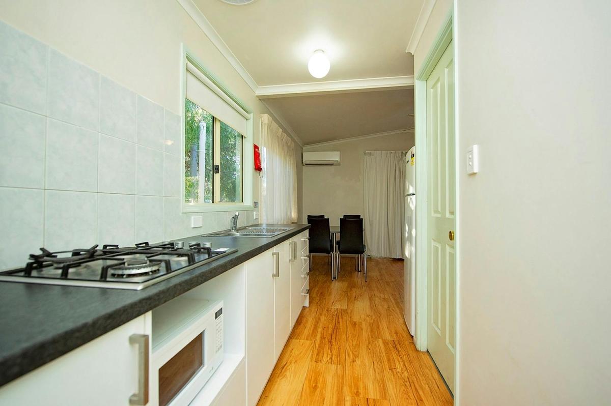 Superior Two Bedroom Cabin - Sleeps 4
