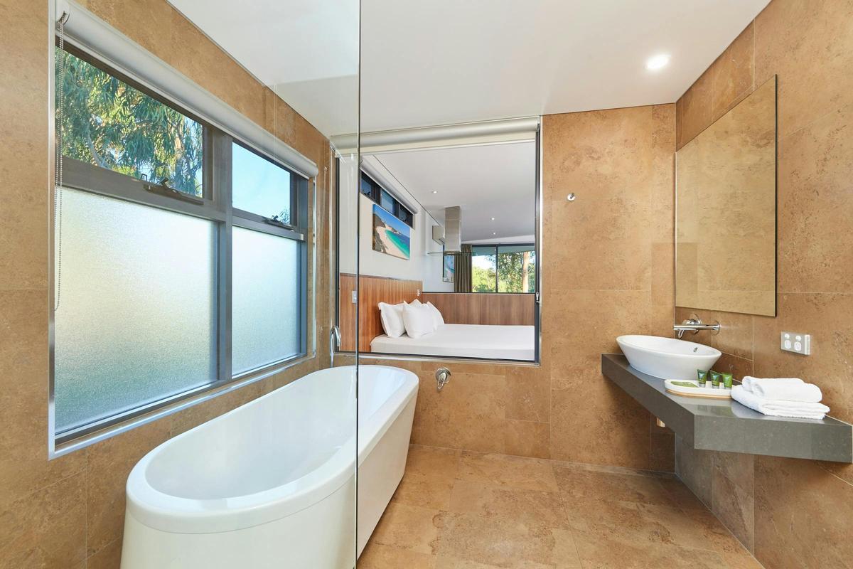 One Bed King Spa Chalet
