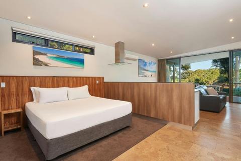 Two Bed King Spa Chalet