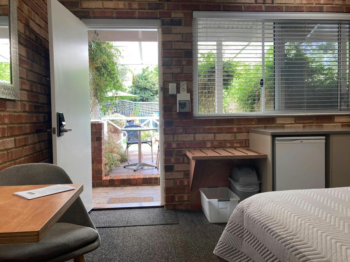 King Garden Room