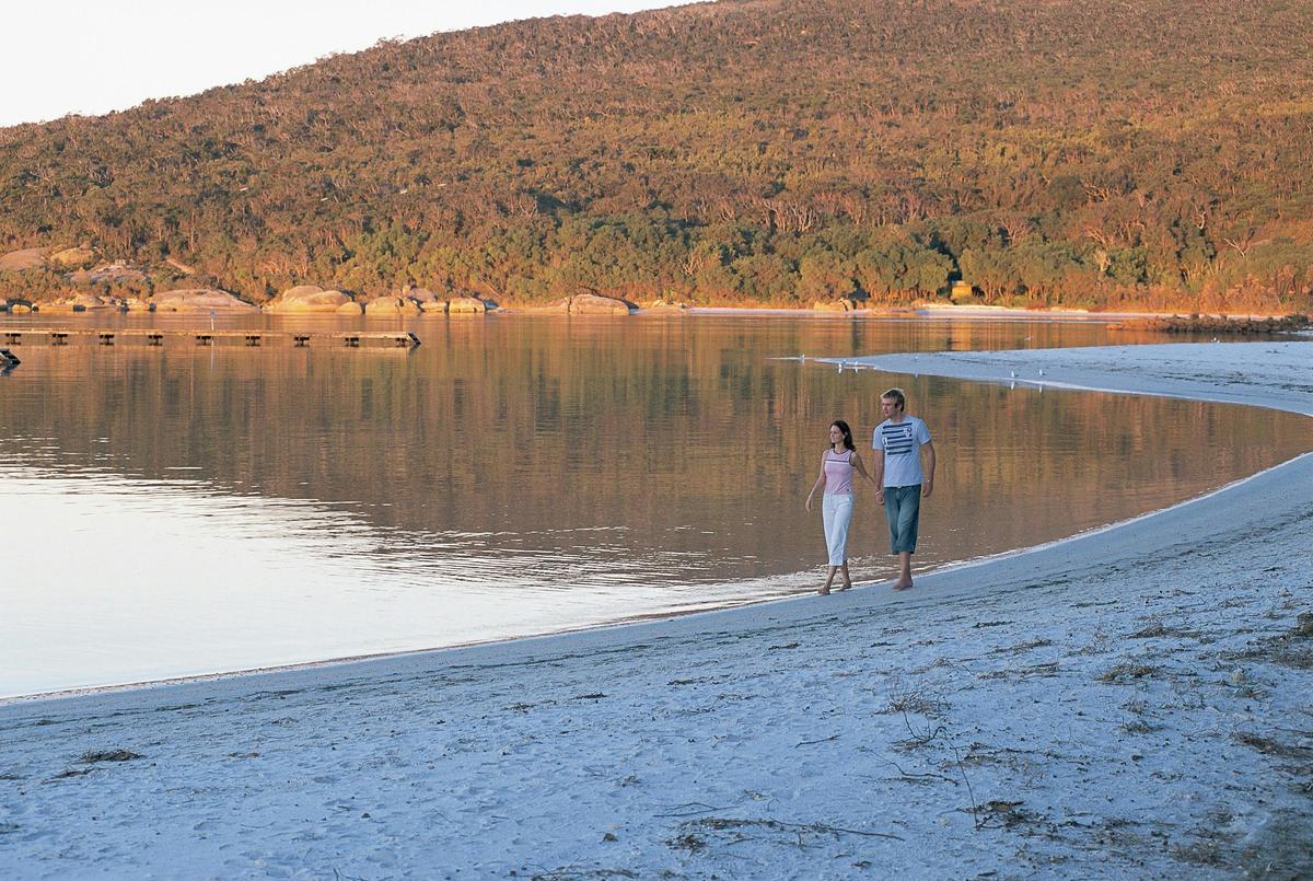 Couple at sunset at Emu Point, Albany