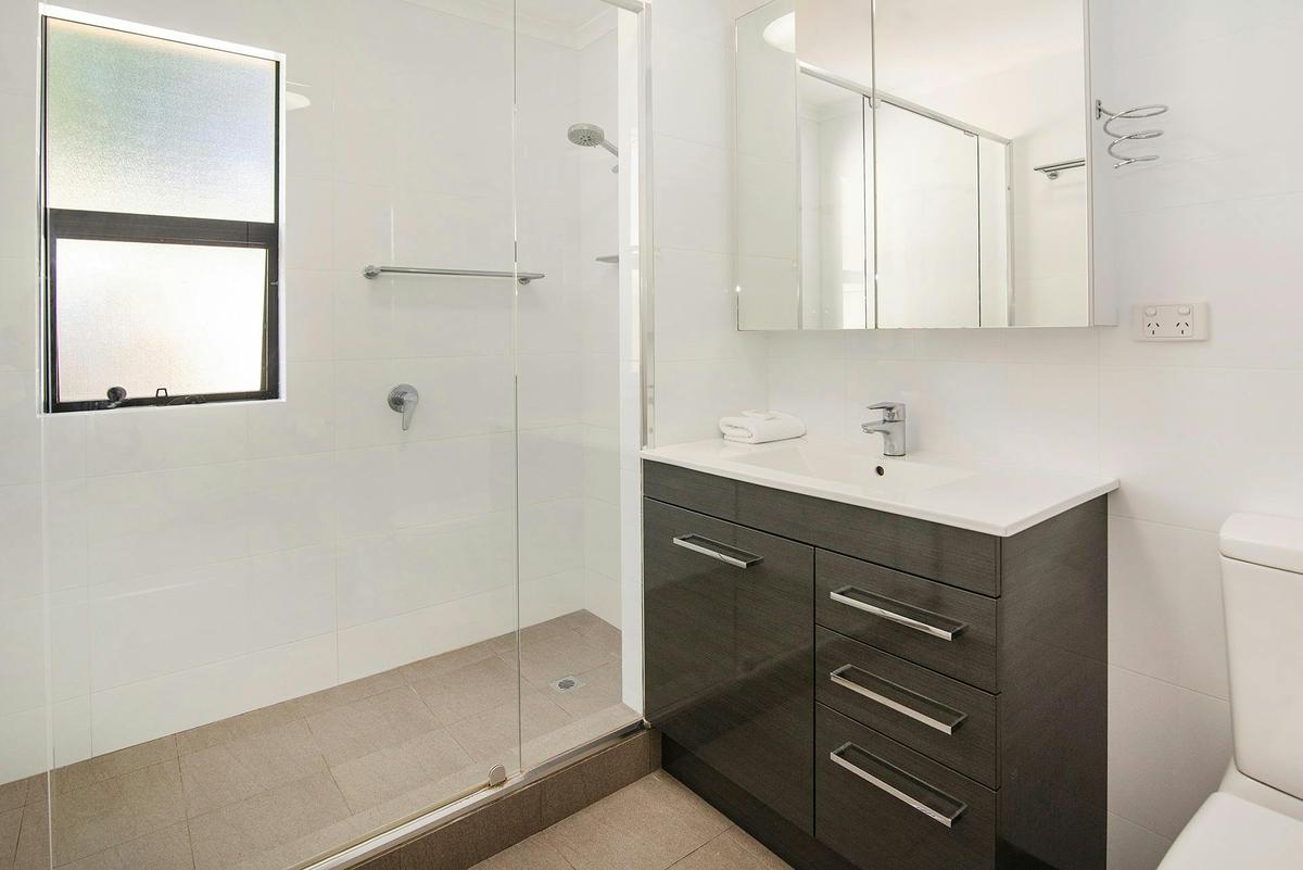 3 Bedroom Cottages