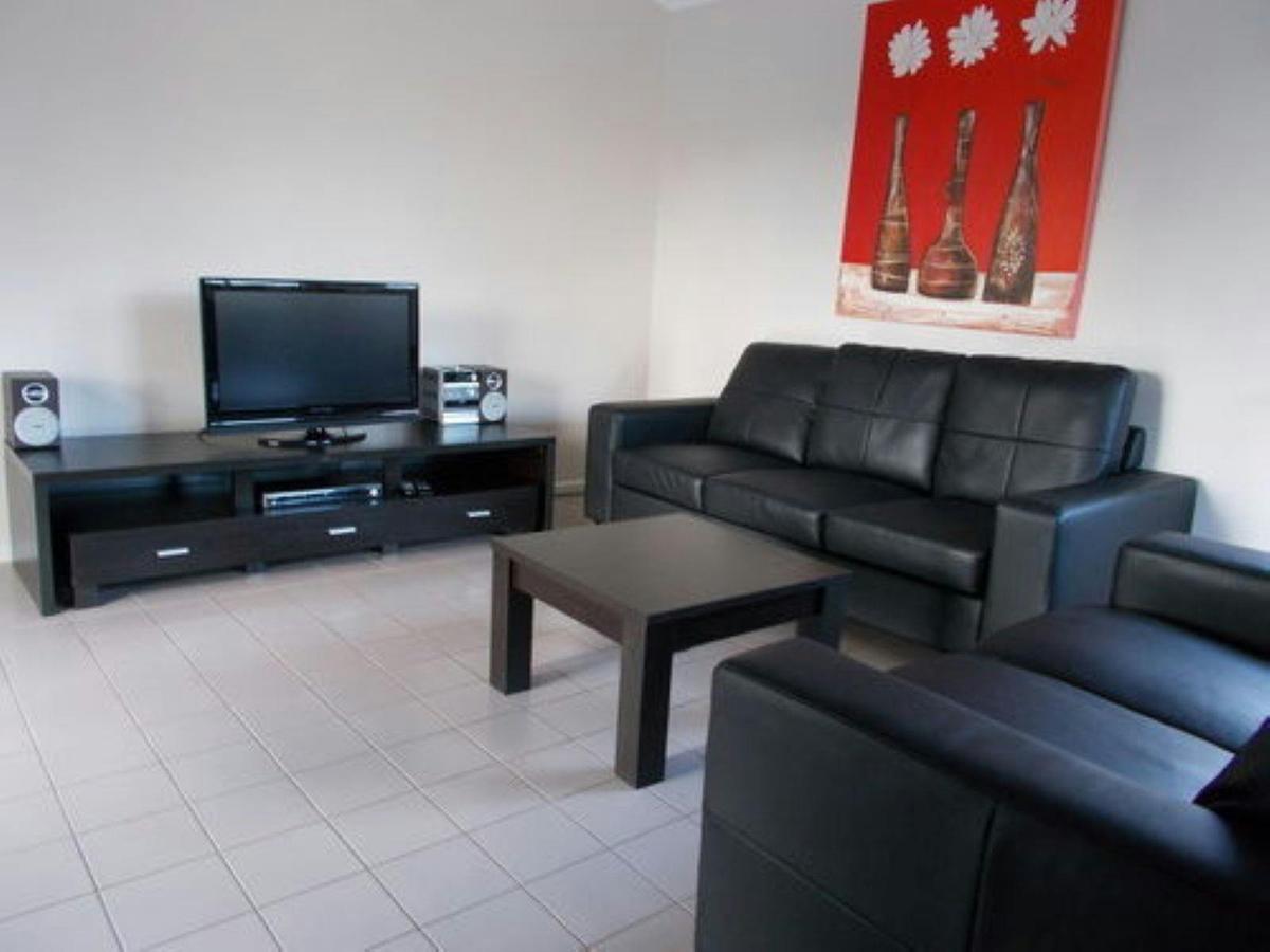 Deluxe Cabin - Two Bedroom - Sleeps 4