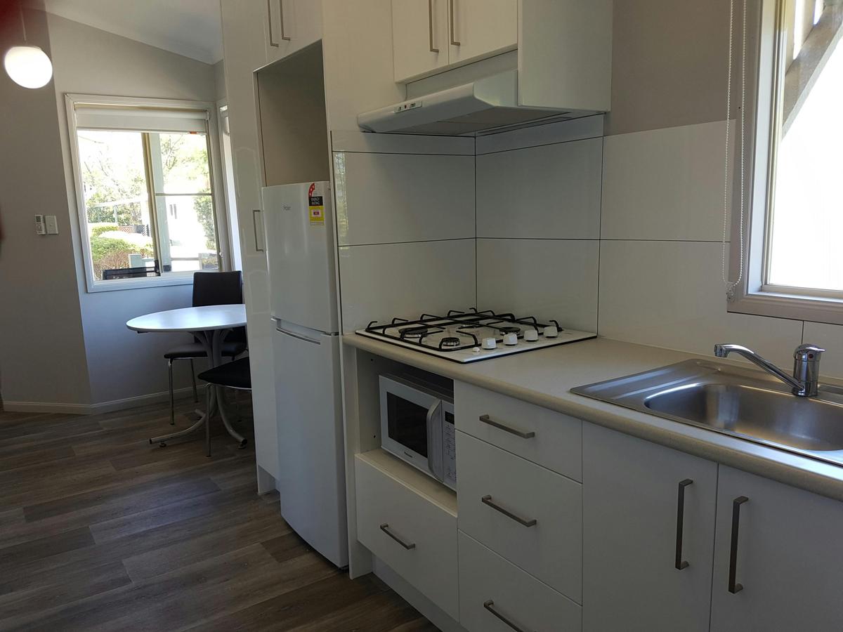 Superior One Bedroom Cabin - Sleeps 2
