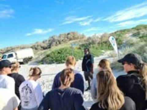 Exploring Jambinu Foreshore l Geraldton Cultural Tour