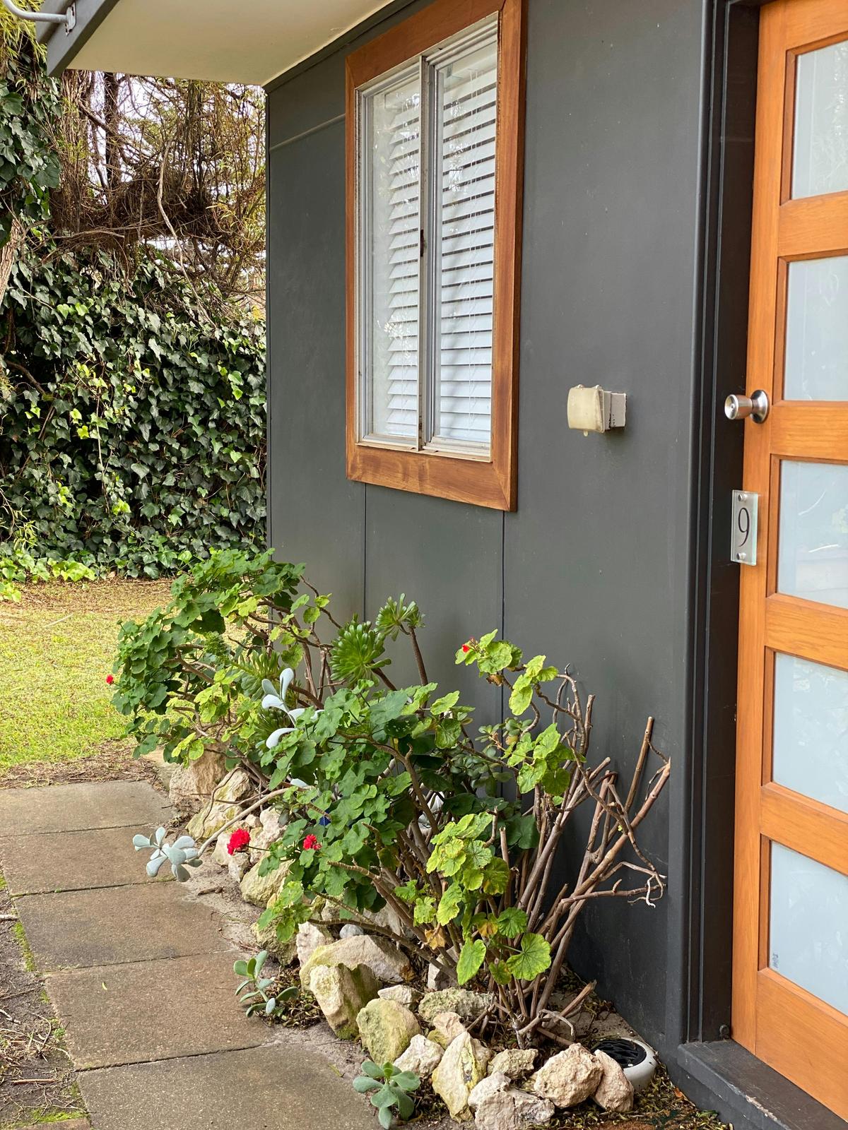1 bedroom outside