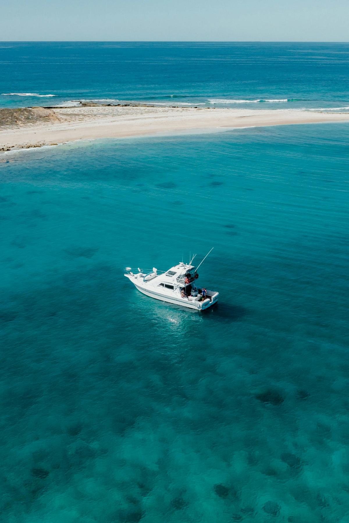 Live Aboard Tour