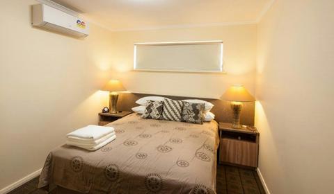 2 Bedroom Large Deluxe Ocean View Cabin