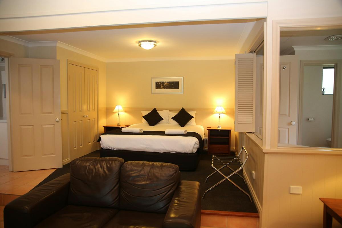 Sandpiper Garden View Spa Studio