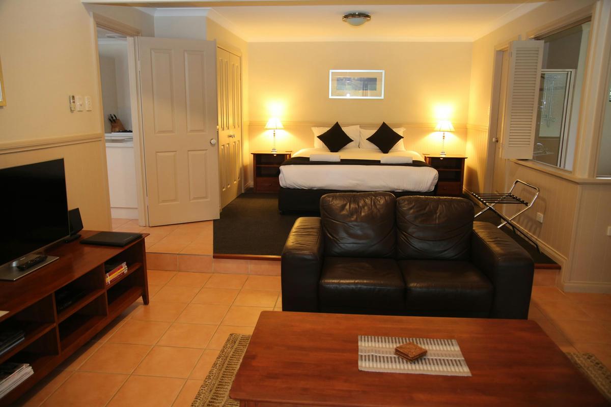 Sandpiper Garden View Spa Studio