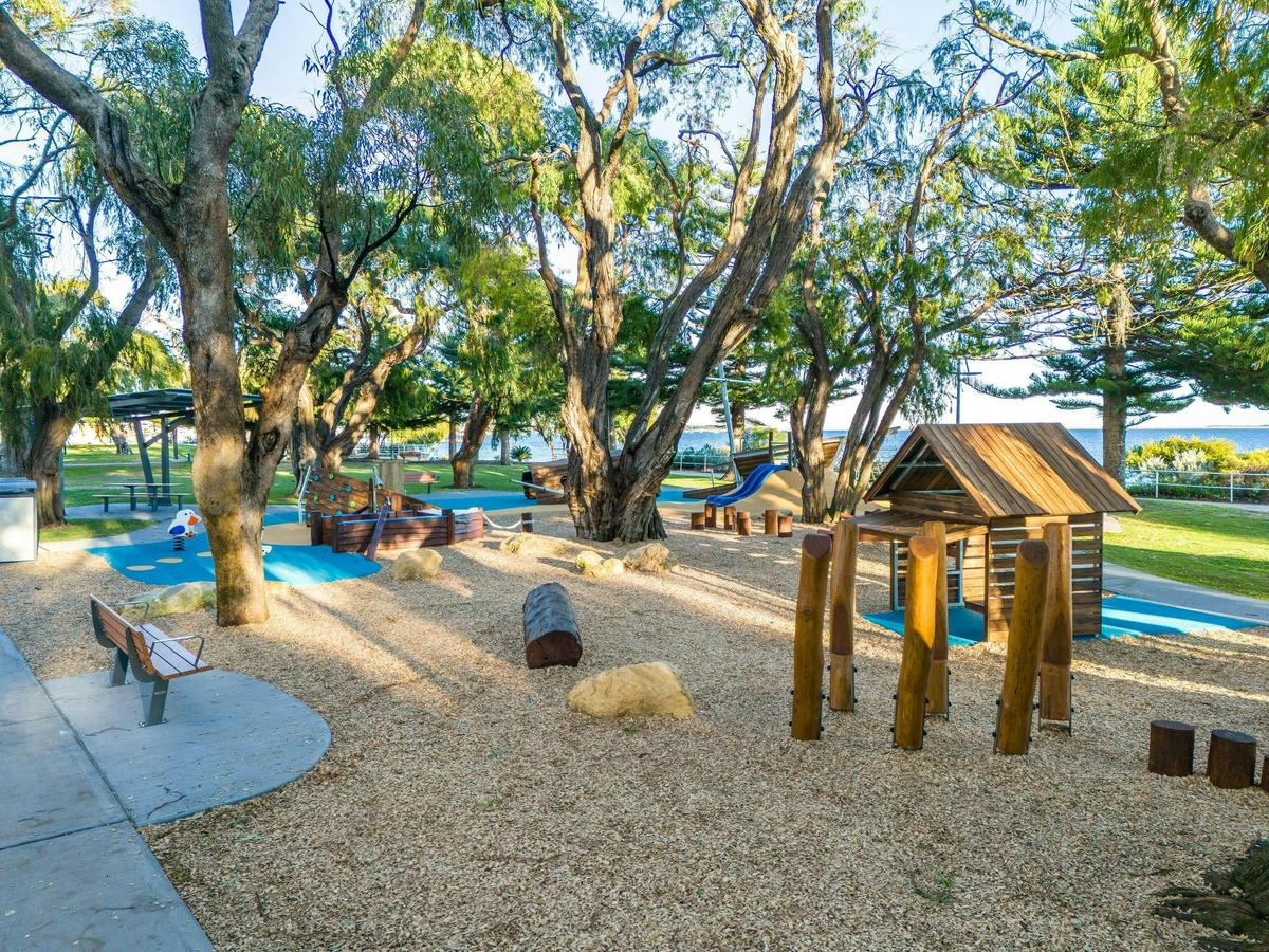 Churchill playground