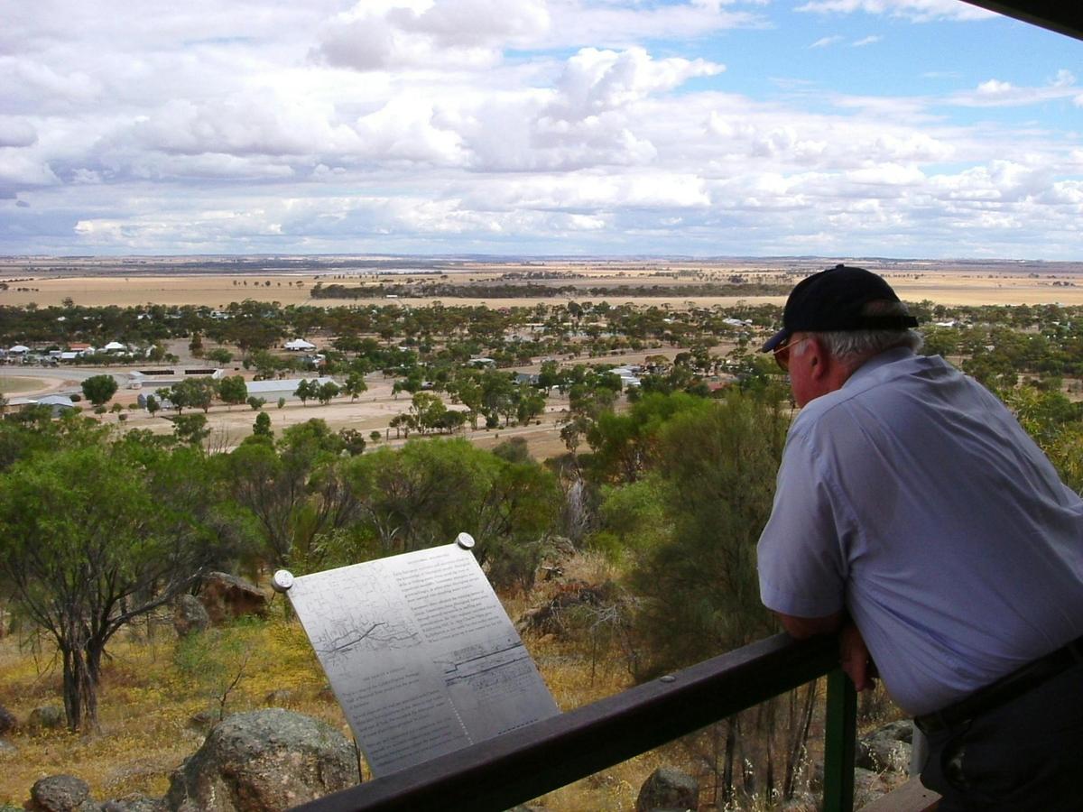 Interpretation along the Golden Pipeline Heritage Trail