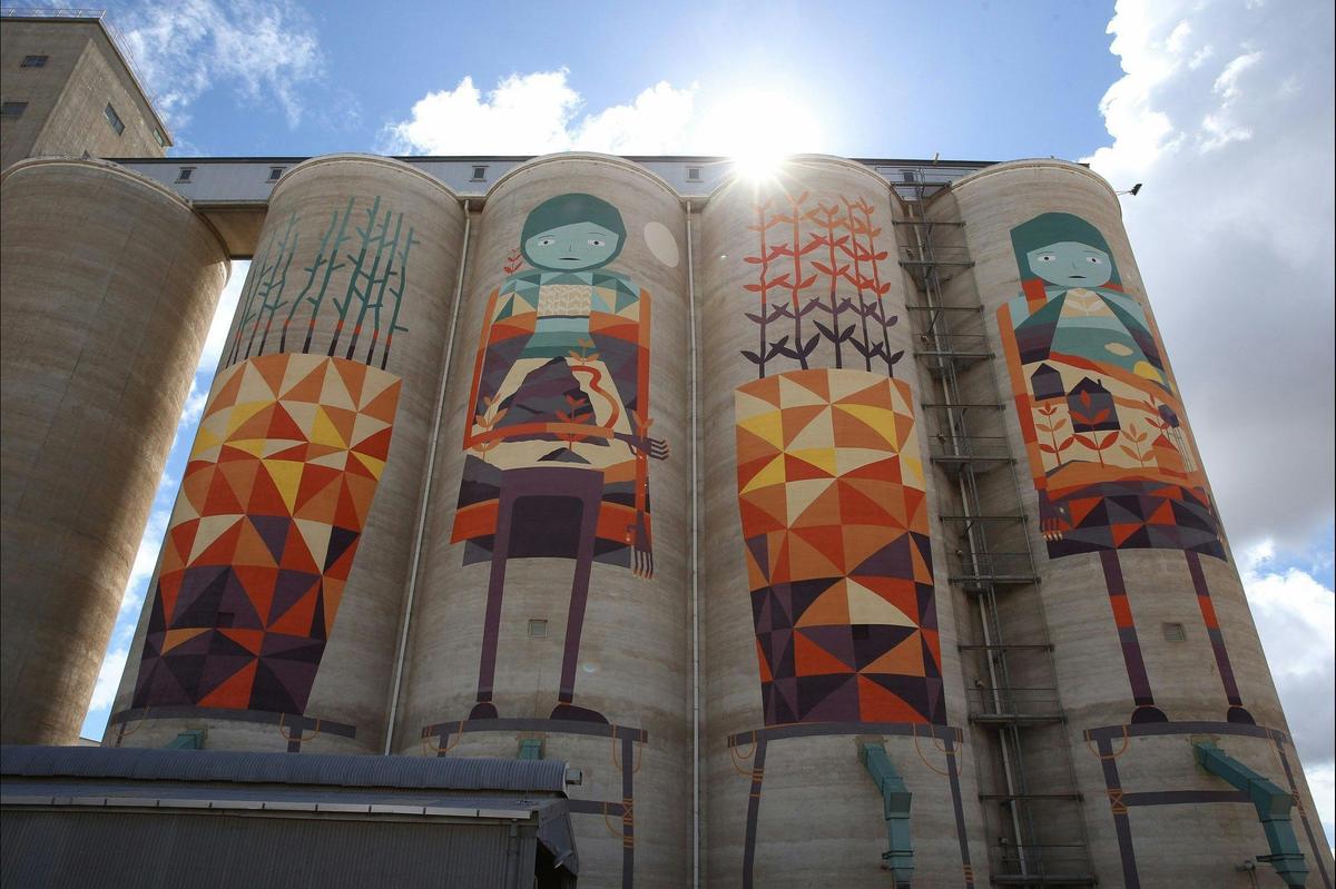 Merredin's Painted Grain Silos, Merredin, Western Australia