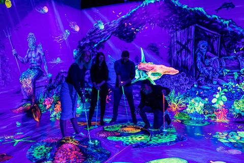 Glowing Rooms 3D Mini Golf, Karaoke, Bar & More