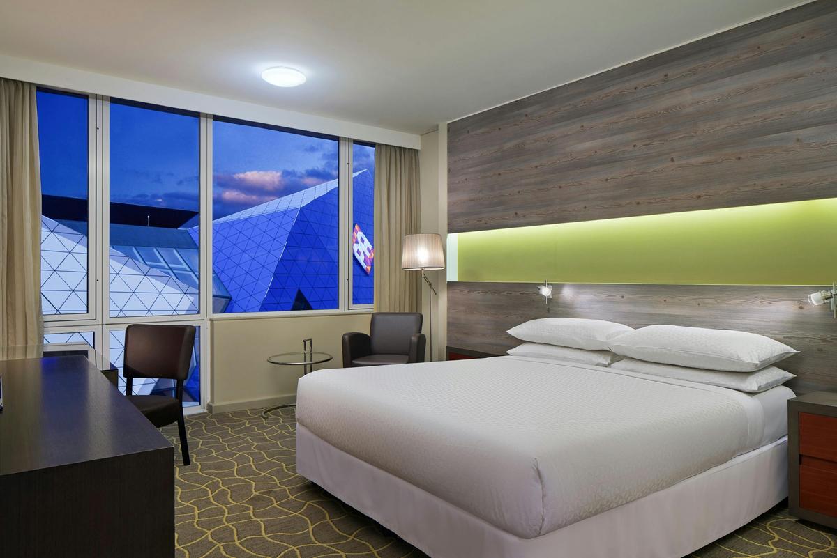 Four Points by Sheraton Perth Guest Room