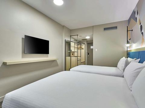 Standard Room 1 Double and 1 Single Bed