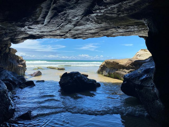 Shelley Caves