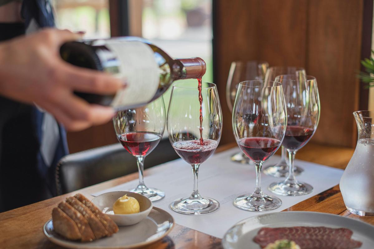 wine tasting