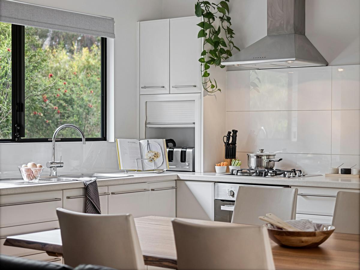 Fully equipped modern Kitchen