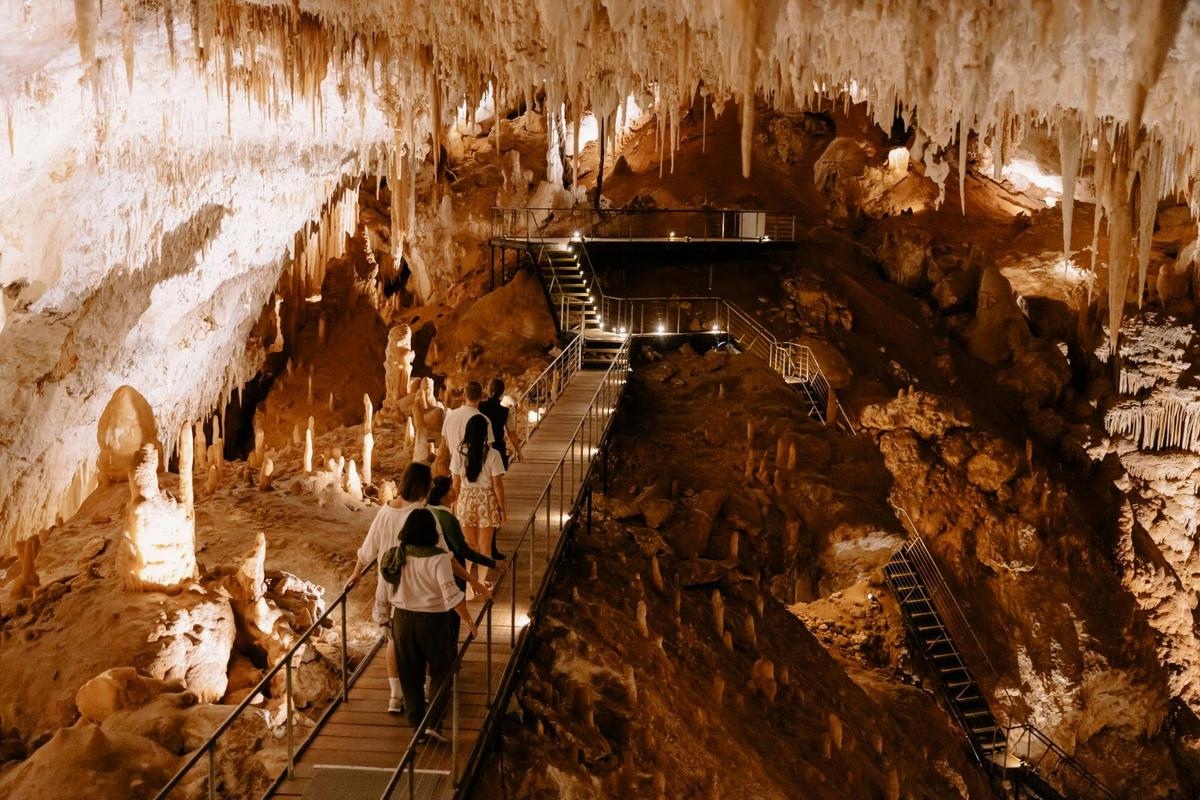 The sheer magnitude and beauty of Jewel Cave's formations leave all visitors awe-struck.
