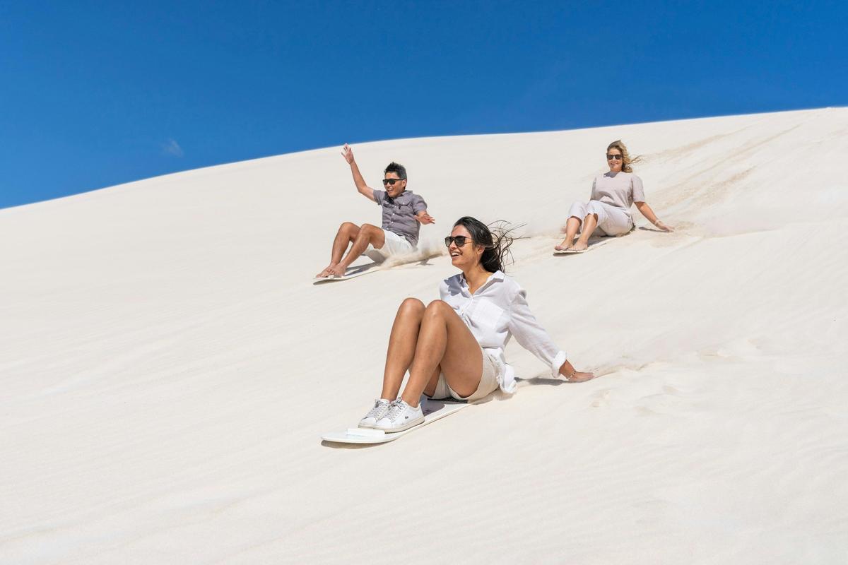 Australian Pinnacles Tours, Perth and Lancelin