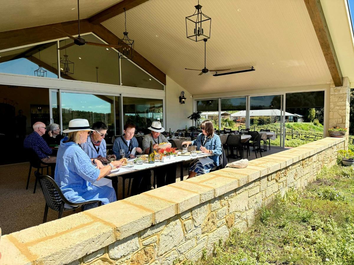 Private Tour - Rockingham Peel Wine, Beer and Spirits Tour (Bus)
