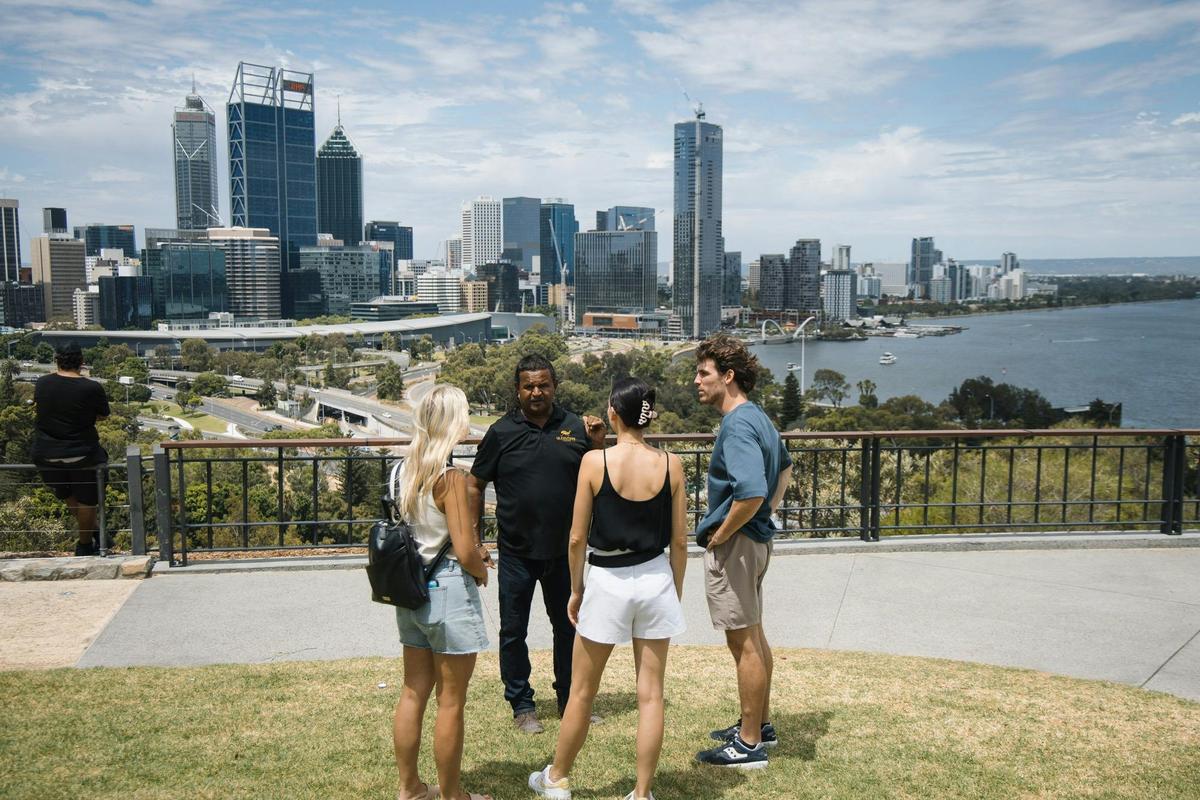 Experience Culture in Kings Park (Kaarta Gar-Up) 90-minute Cultural Tour